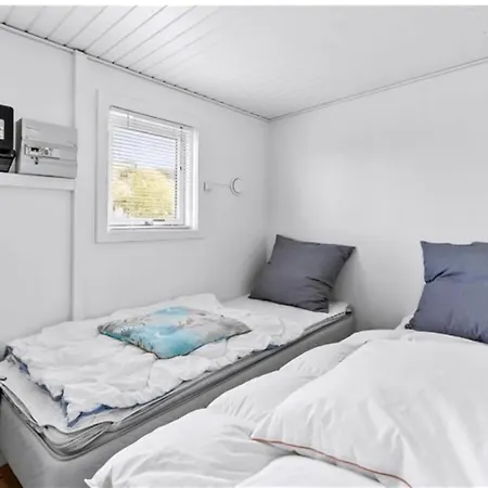 Cozy Annex With Sea View Holiday home *